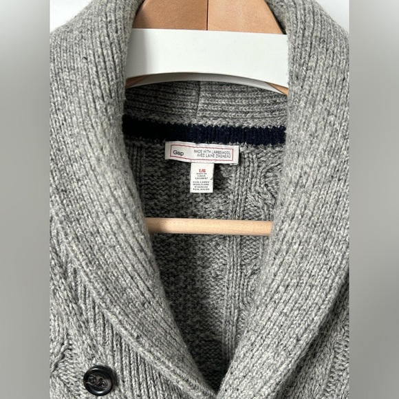 Gap Lambswool Cable Knit Shawl Cardigan - US L - Picture 4 of 14